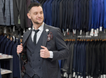 Custom tailored Groomsmen suit service at Dunnio - Unique and quality